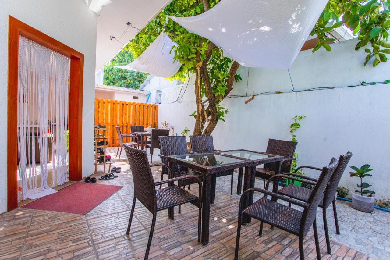 Alaika Maafushi Hotel Exterior photo